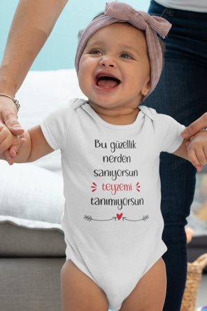 Teyze Baskılı Kısa Kollu Beyaz Bebek Body Badi Çıtçıtlı Zıbın 5412