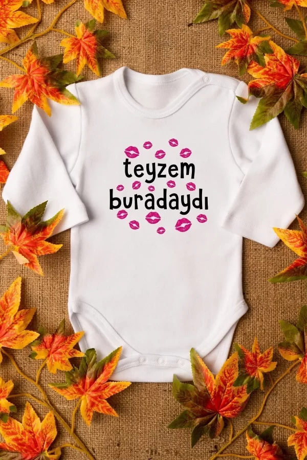 Teyzem Buradaydı Yazılı Öpücük Baskılı Uzun Kollu Bebek Body Badi Zıbın 5121-U