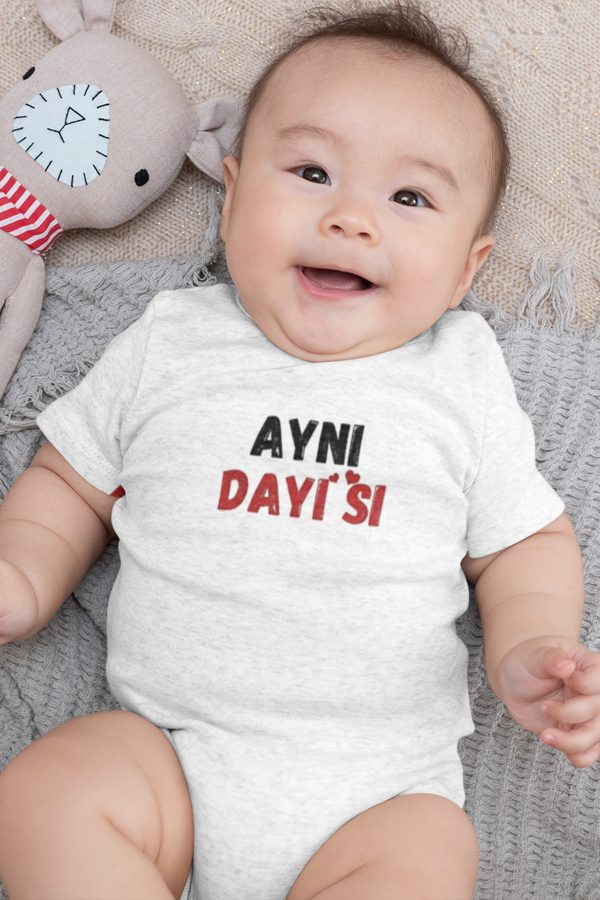 Aynı Dayısı Yazılı Kısa Kollu Bebek Body Çıtçıtlı Badi Zıbın 5570